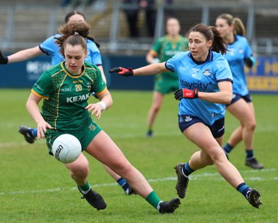 Emma Duggan (Meath) in action versus Jess Tobin of Dublin. Credit Maurice Grehan. Image